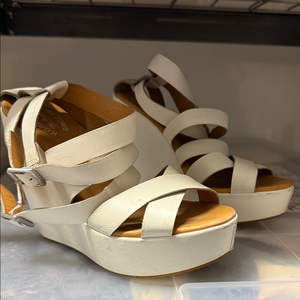 Kork-Ease White Hailey Platform Wedge Sandal Sz 9 - Picture 2 of 9